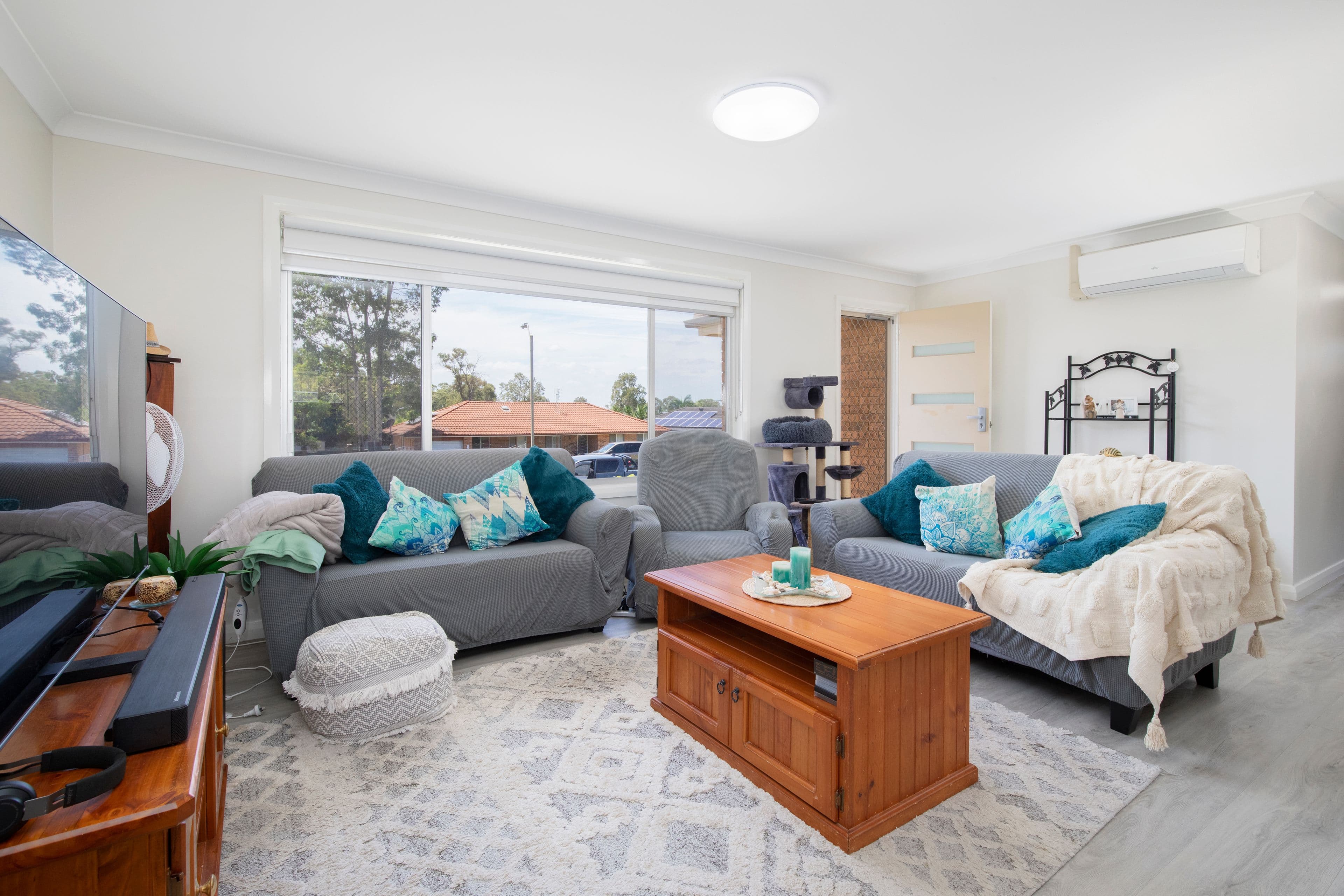 15 & 15A Pepler Place, Thornton NSW 2322, Thornton - Thumbnail 2