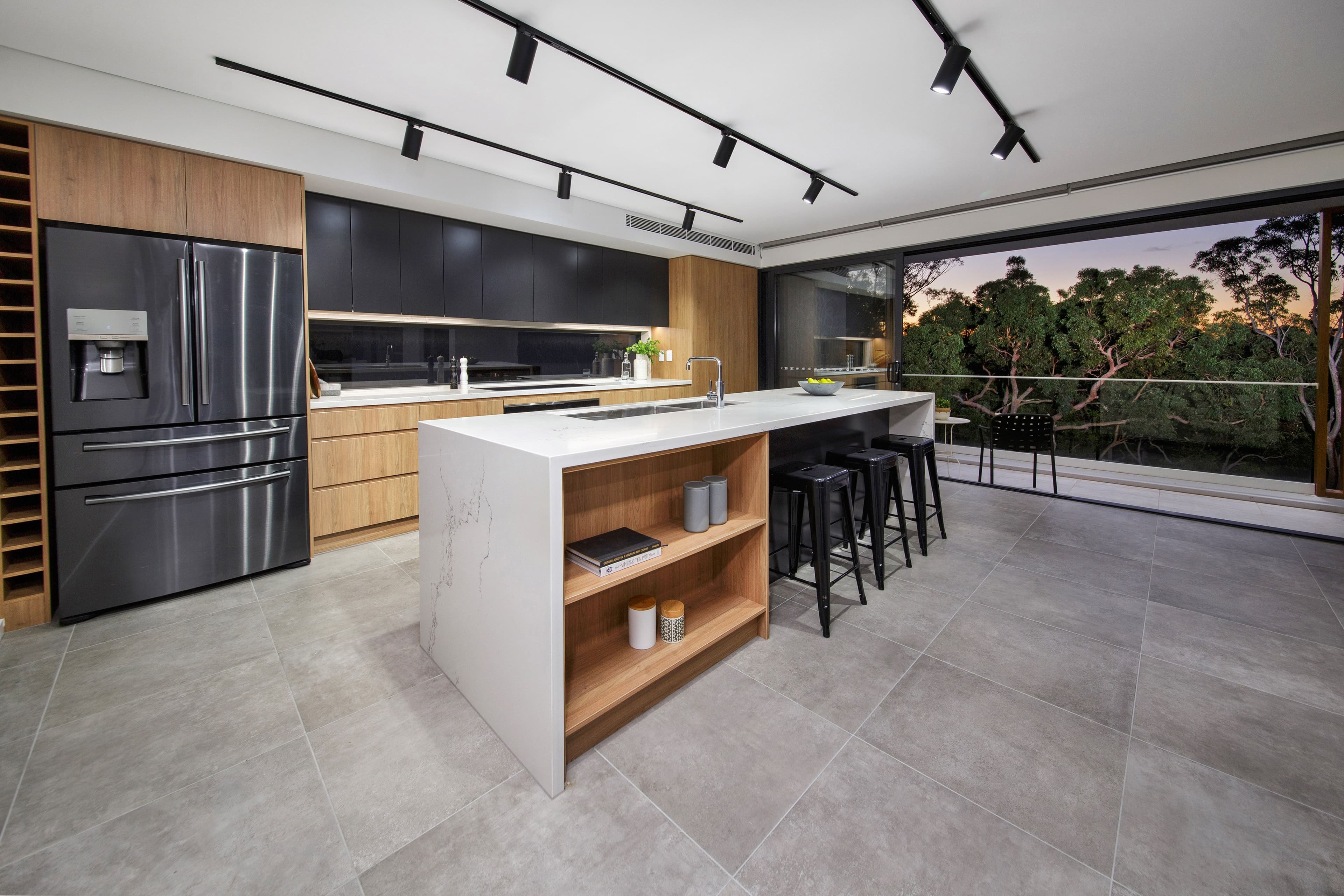 28 Sproule Road, Illawong NSW 2234, Illawong - Thumbnail 2