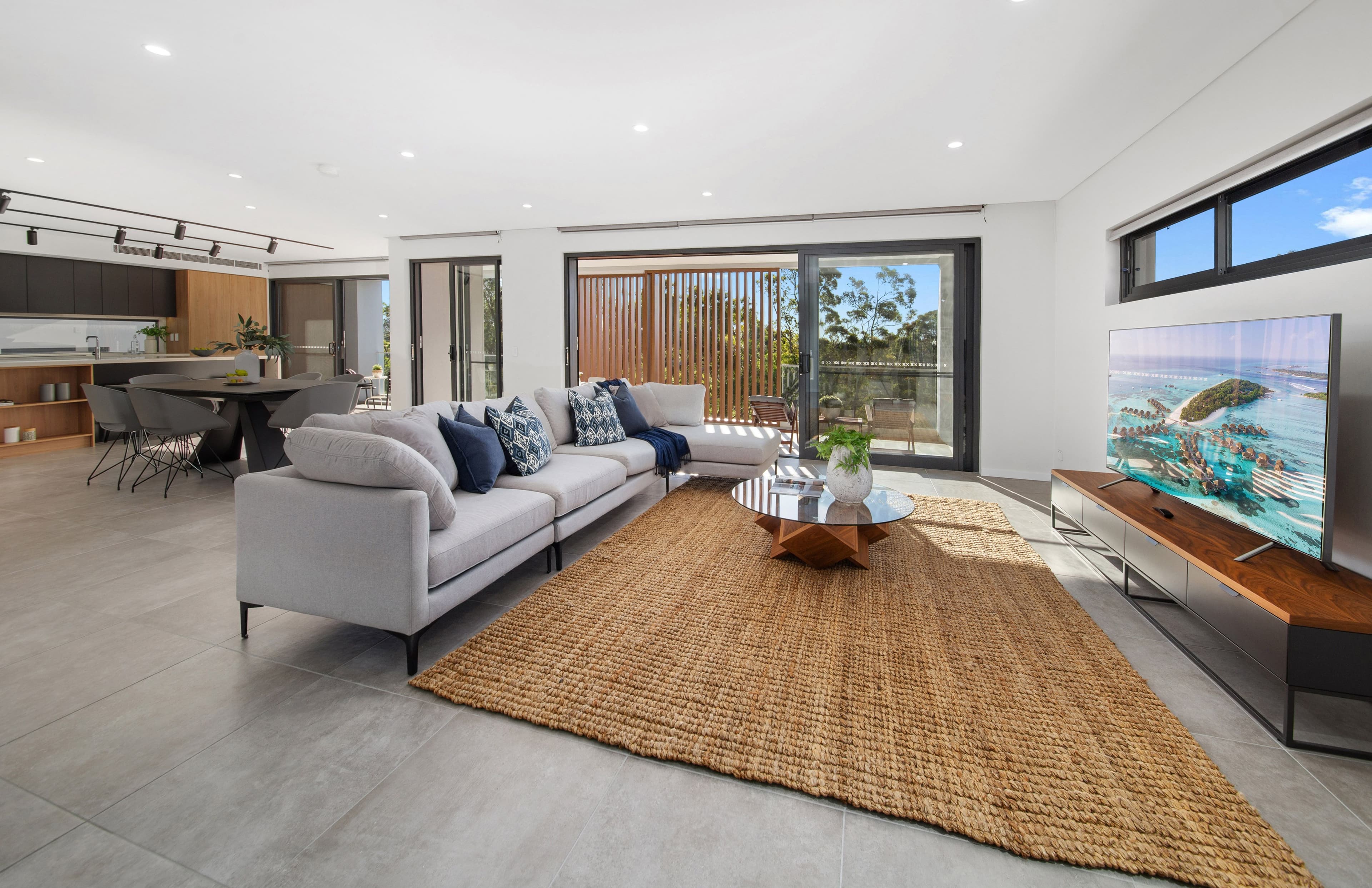 28 Sproule Road, Illawong NSW 2234, Illawong - Thumbnail 3