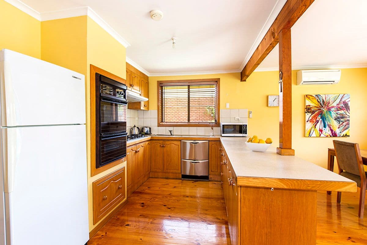 56 Centenary Drive, Mill Park VIC 3082, Mill Park - Thumbnail 2