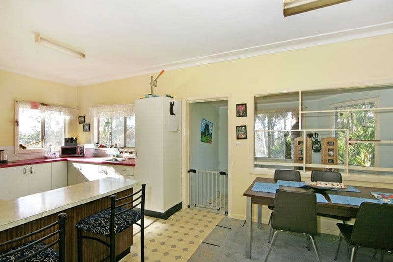 11 Tosca Drive, GOROKAN NSW 2263, Gorokan - Thumbnail 2