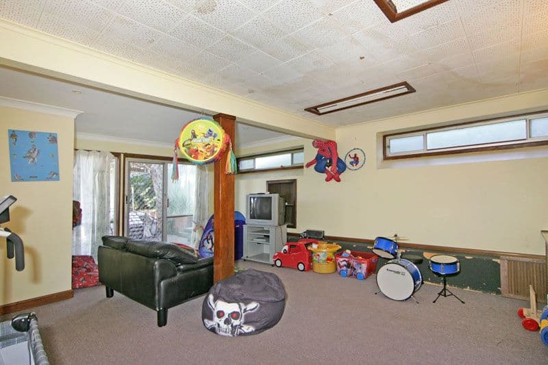 11 Tosca Drive, GOROKAN NSW 2263, Gorokan - Thumbnail 4