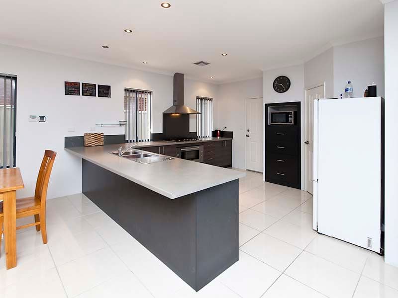 20 Valiant Parade, Baldivis WA 6171, Baldivis - Thumbnail 2