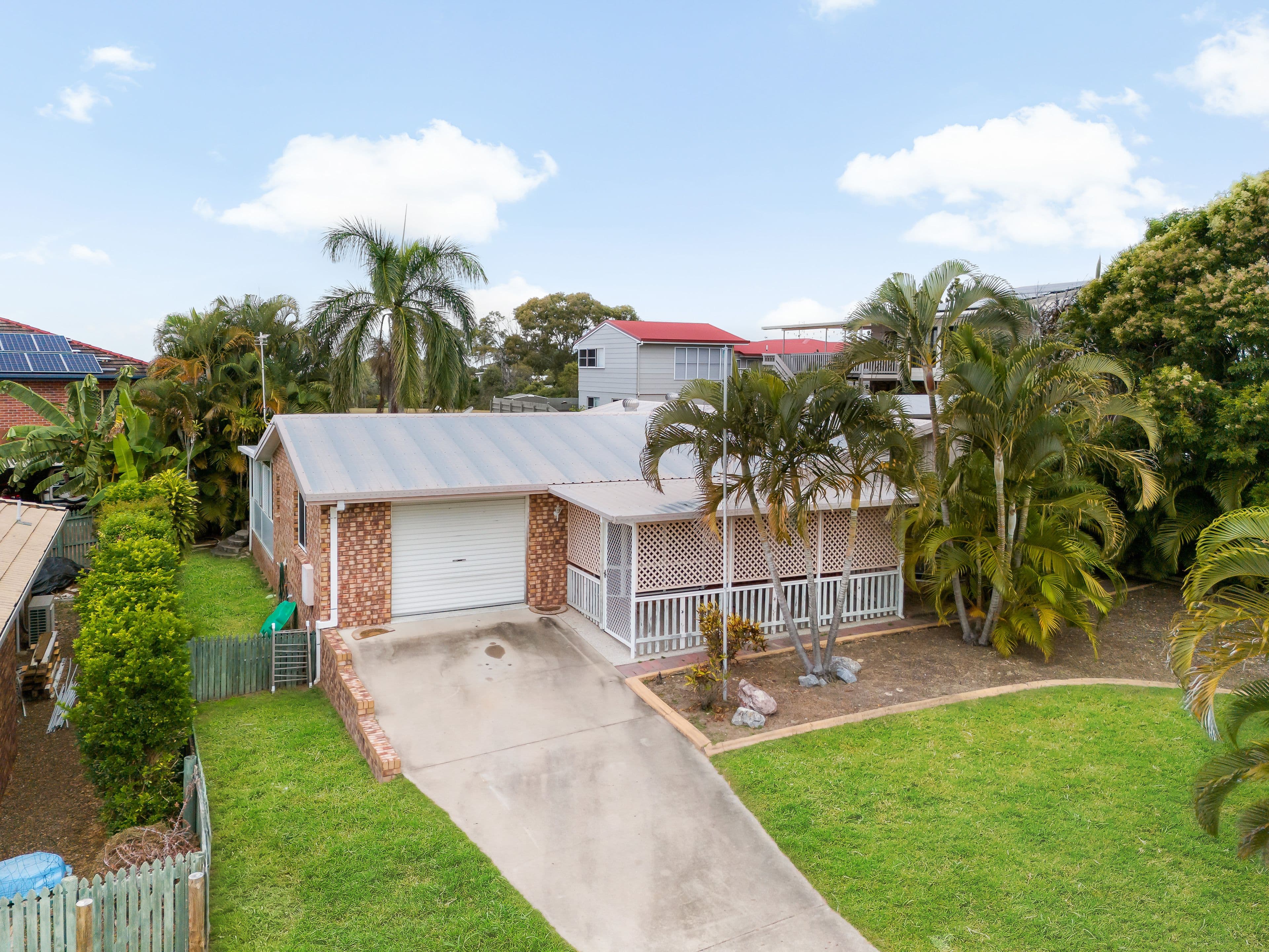 4 Graham Street, Tannum Sands QLD 4680, Tannum Sands - Thumbnail 3