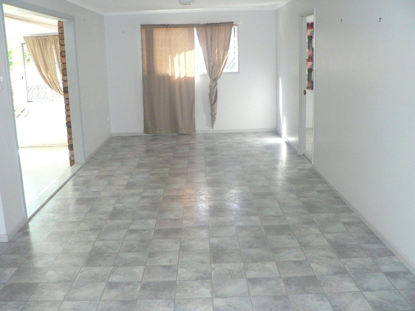 4 Graham Street, Tannum Sands QLD 4680, Tannum Sands - Thumbnail 8