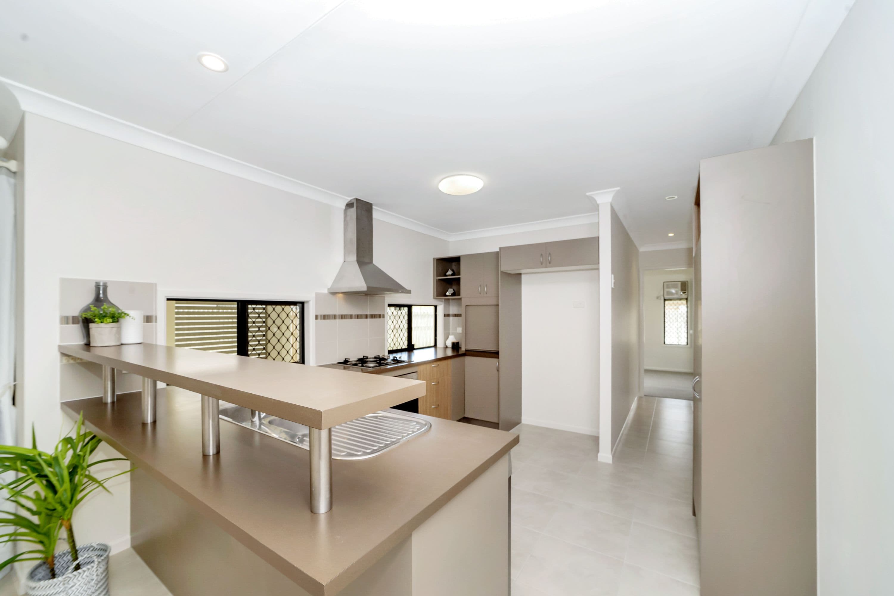 4 Carholm Court, Kirwan QLD 4817, Kirwan - Thumbnail 3