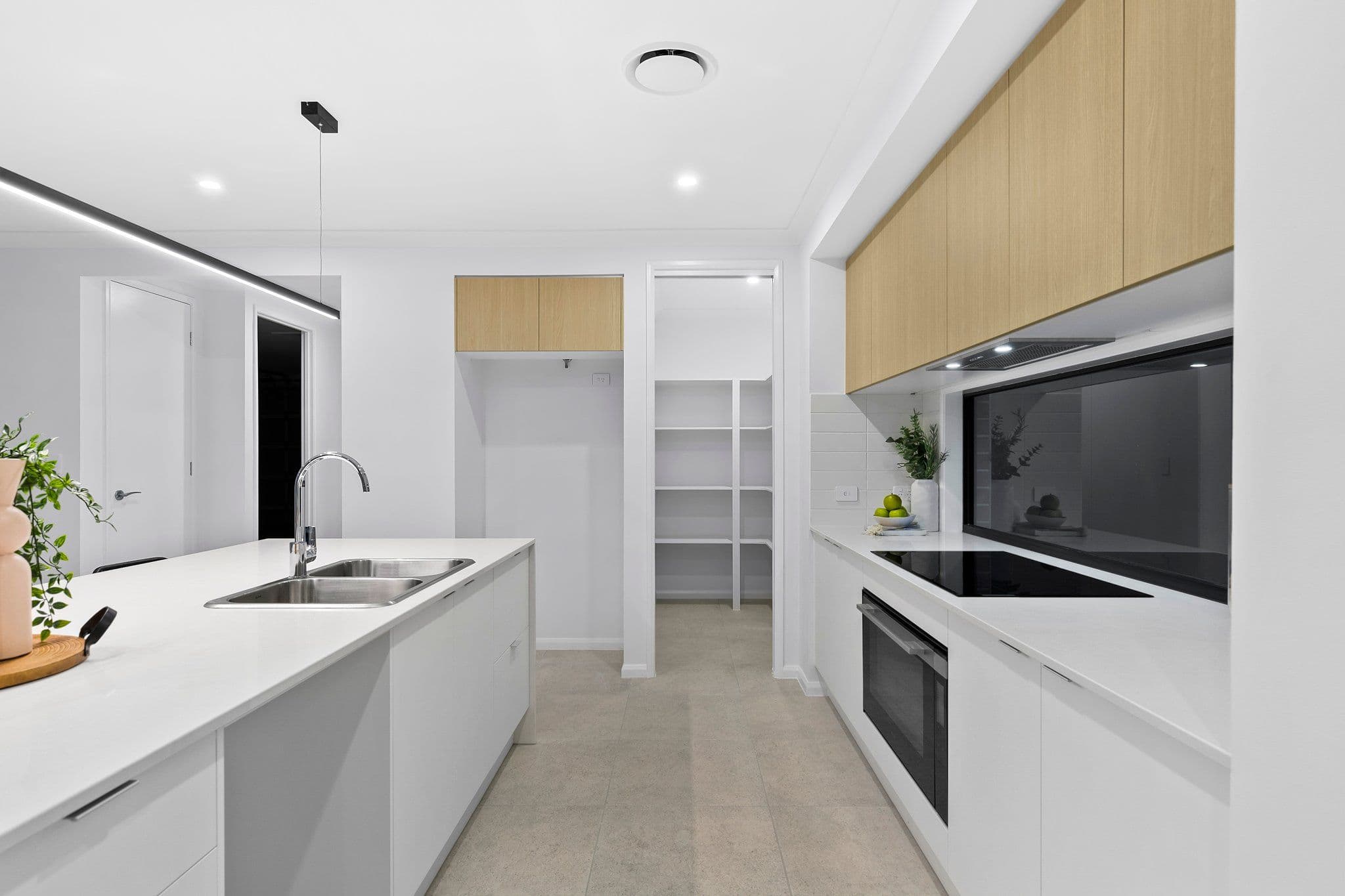 14 Fortis Crescent, Upper Kedron QLD 4055, Upper Kedron - Thumbnail 4