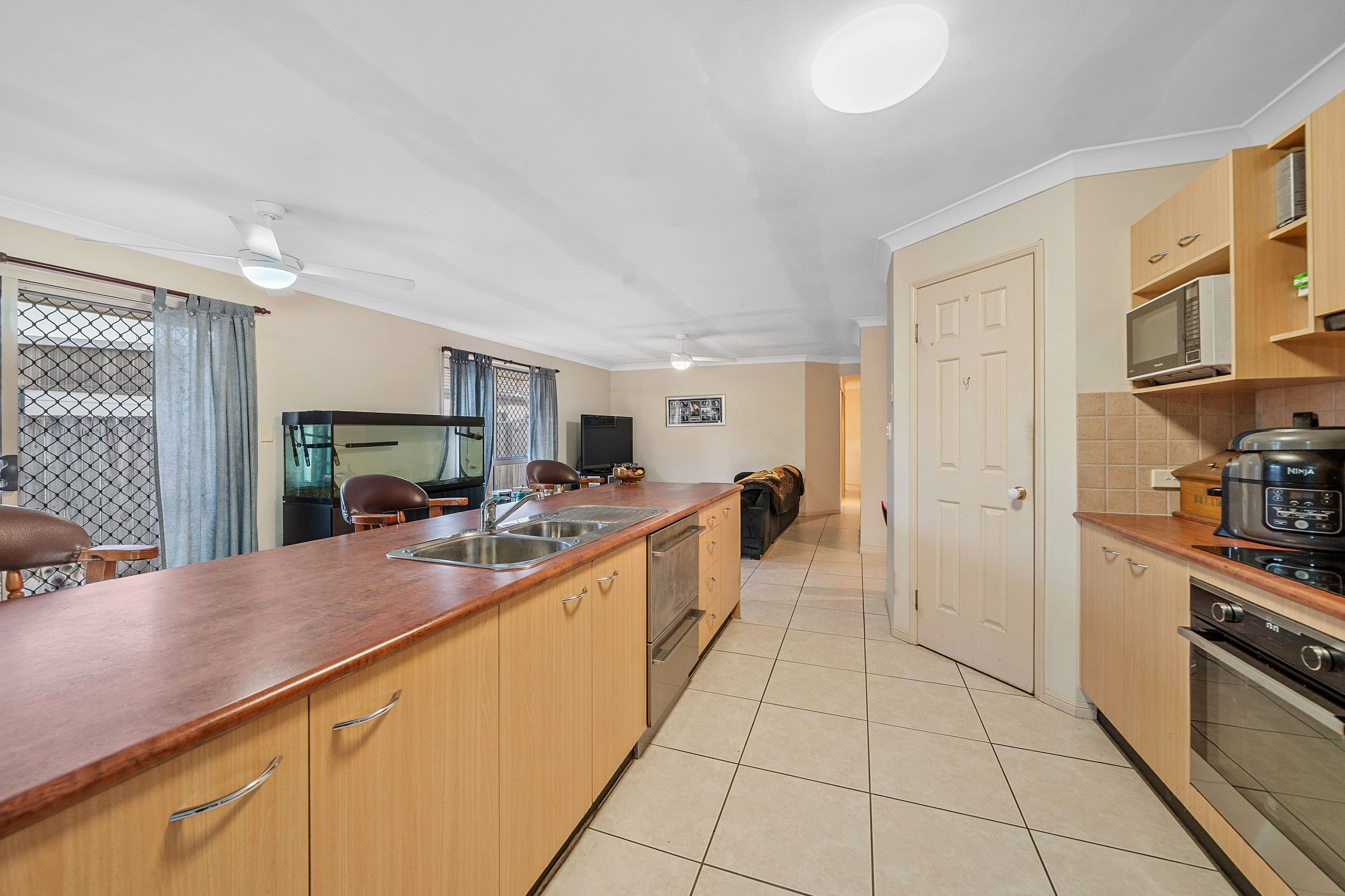 37-39 Eucalypt Place, Heritage Park QLD 4118, Heritage Park - Thumbnail 5