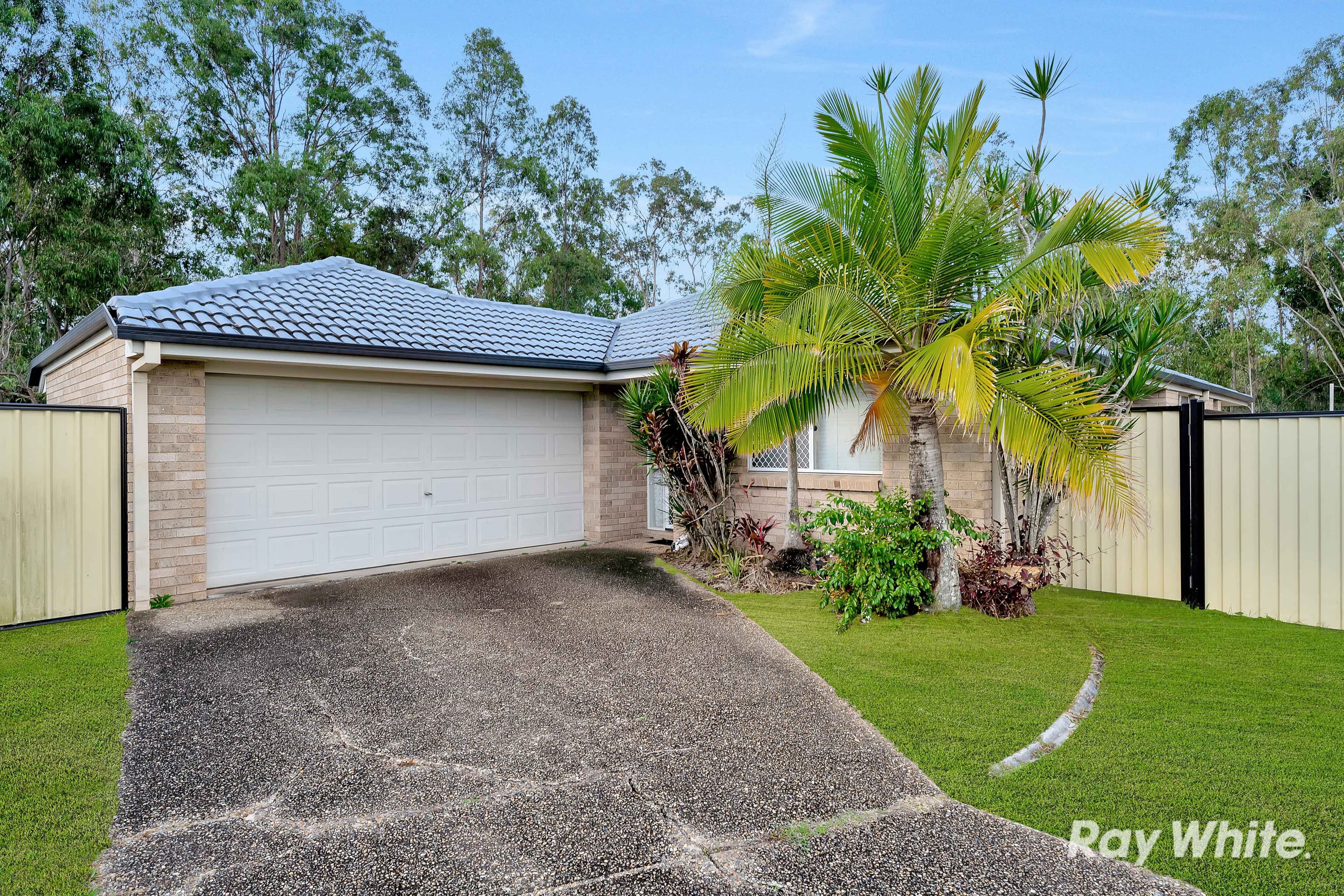 27 Lake Amaroo Court, Logan Reserve QLD 4133, Logan Reserve - Thumbnail 2