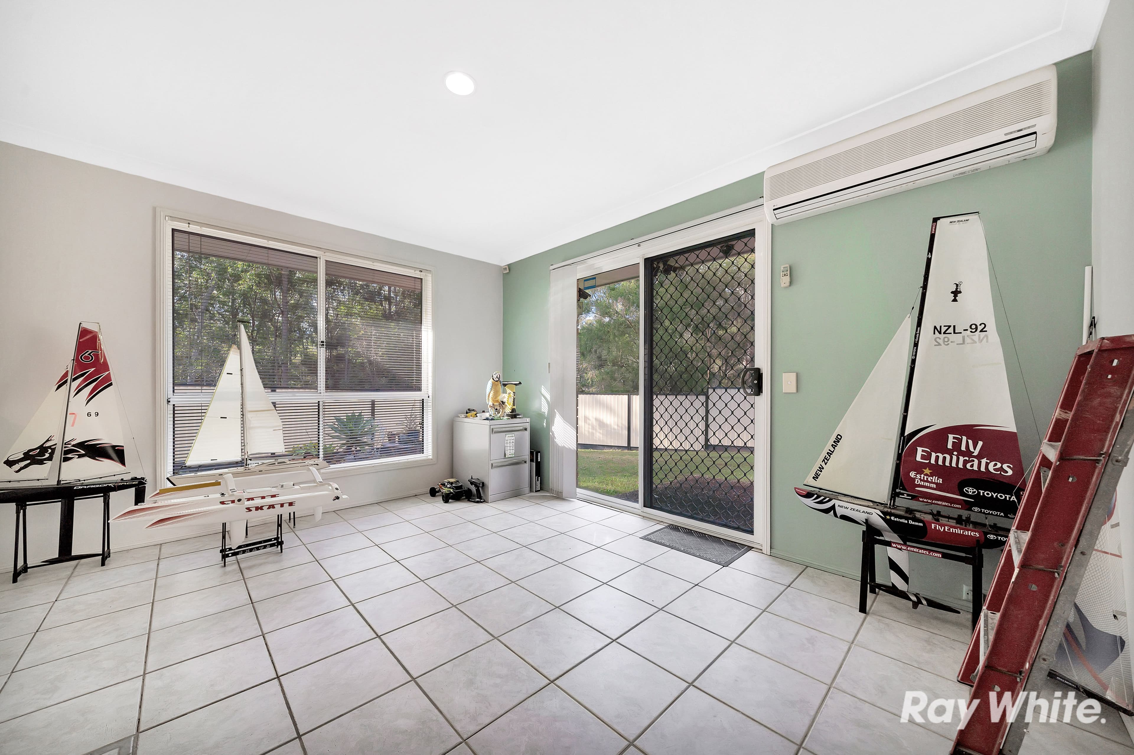 27 Lake Amaroo Court, Logan Reserve QLD 4133, Logan Reserve - Thumbnail 6