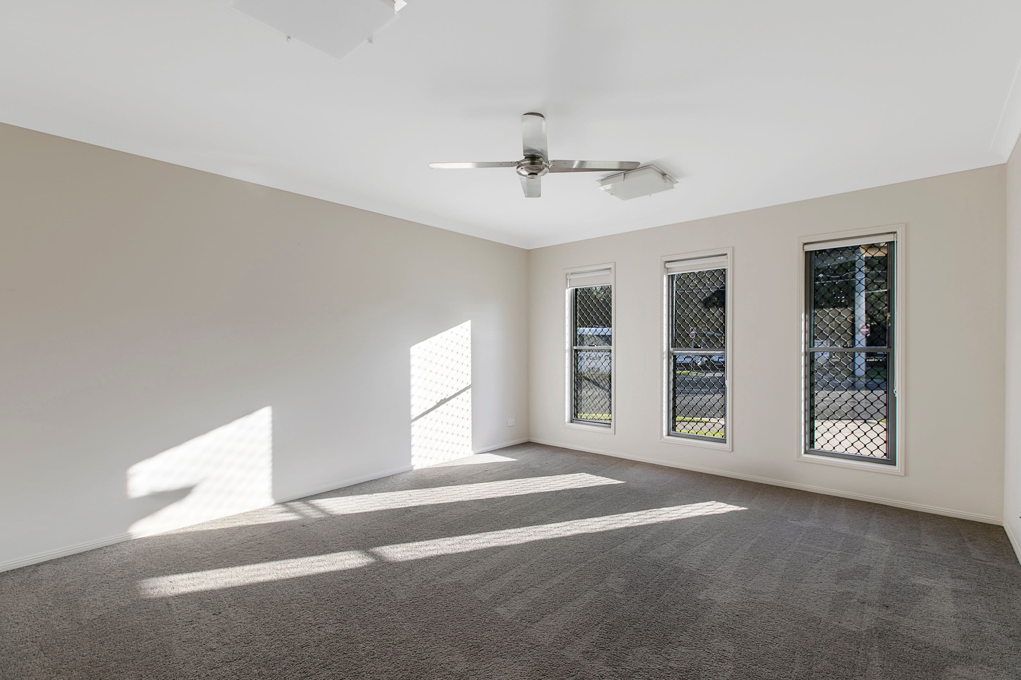 76 MacDonald Street, Lota QLD 4179, Lota - Thumbnail 4