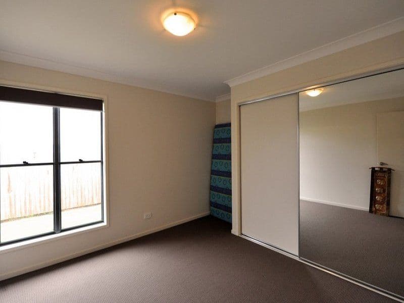8 Gatfield Street, NEWTOWN QLD 4305, Newtown - Thumbnail 7