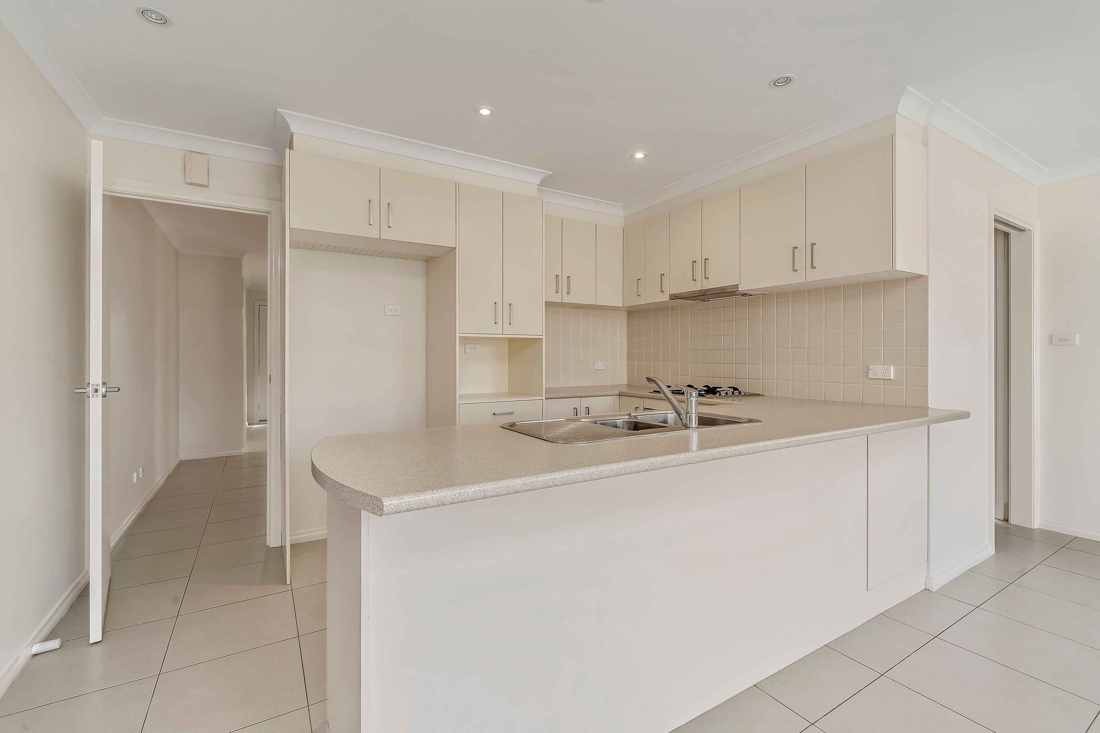67 Patrick White Circuit, Franklin ACT 2913, Franklin - Thumbnail 5