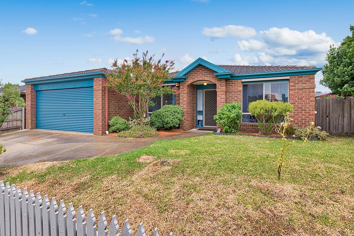 46 Mariner Close, Cranbourne North VIC 3977, Cranbourne North - Thumbnail 2