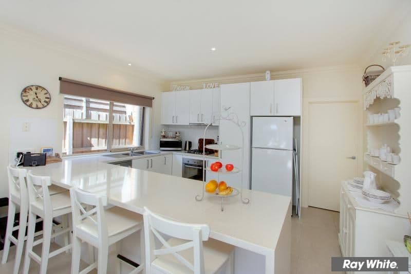 20 Spray Street, MORNINGTON VIC 3931, Mornington - Thumbnail 2
