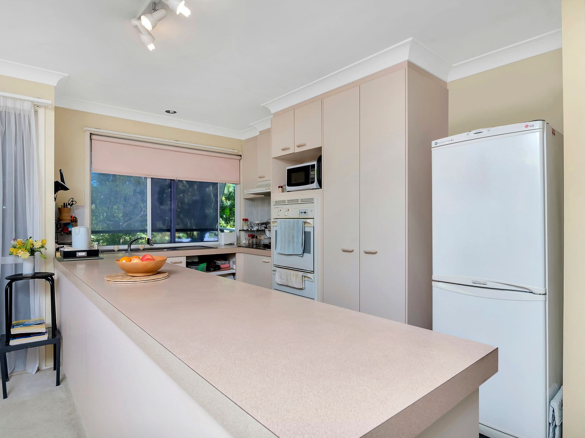 81 Avocado Street, Elanora QLD 4221, Elanora - Thumbnail 3