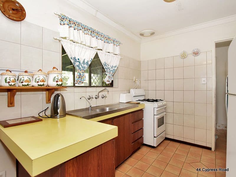 44 Cypress Road, FORRESTFIELD WA 6058, Forrestfield - Thumbnail 5