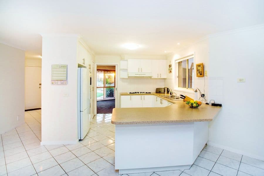 31 Bianca Drive, Aspendale Gardens VIC 3195, Aspendale Gardens - Thumbnail 2