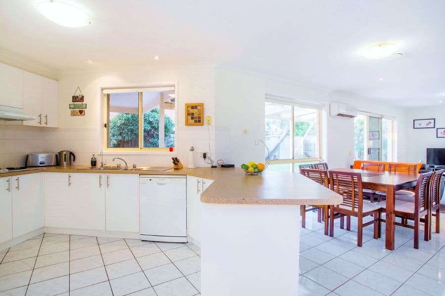 31 Bianca Drive, Aspendale Gardens VIC 3195, Aspendale Gardens - Thumbnail 4