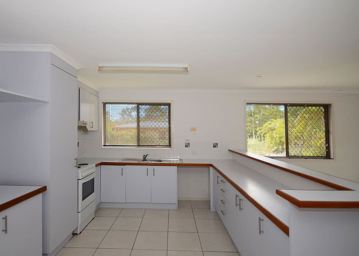 233 TORQUAY Terrace, TORQUAY QLD 4655, Torquay - Thumbnail 2