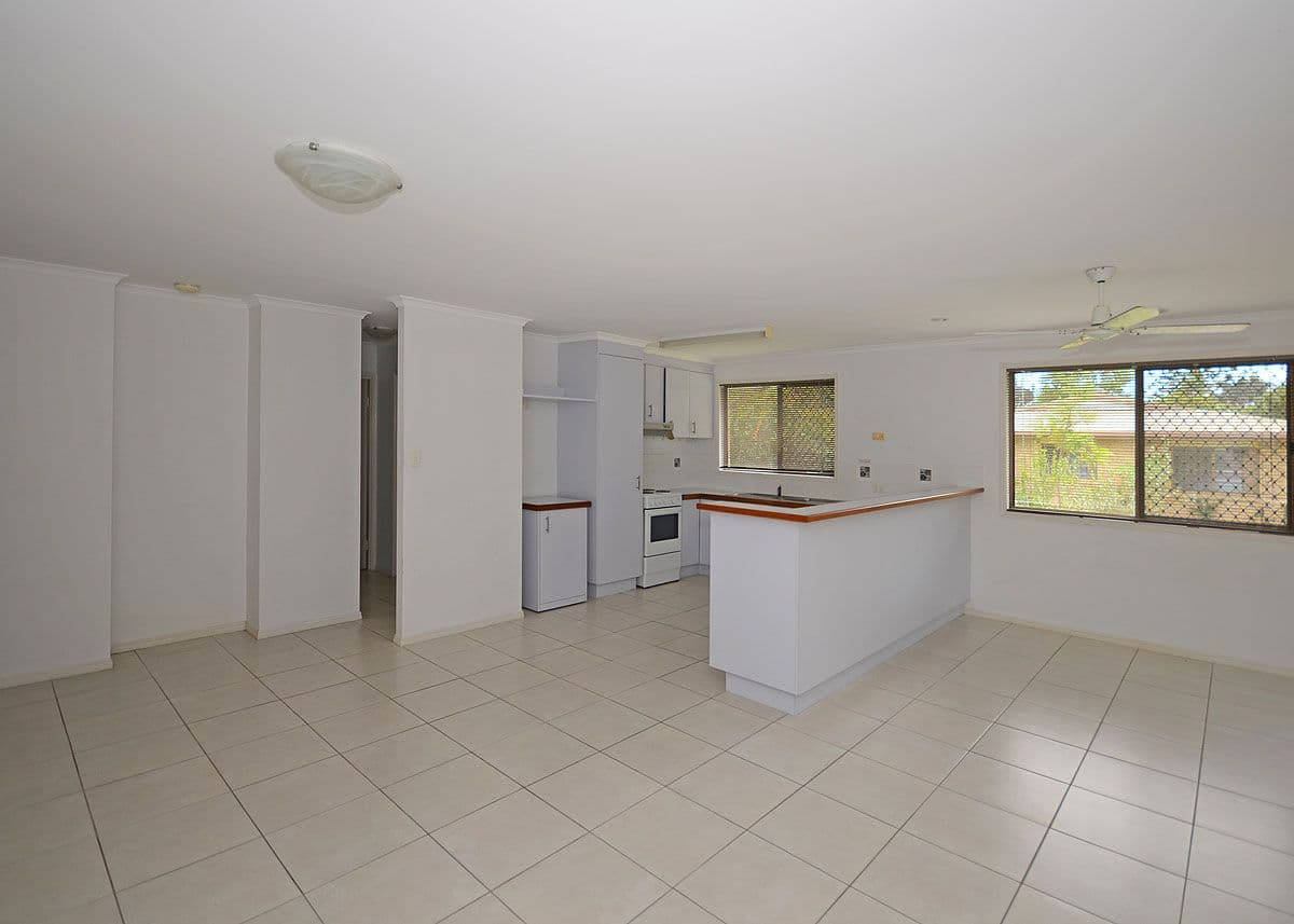 233 TORQUAY Terrace, TORQUAY QLD 4655, Torquay - Thumbnail 6