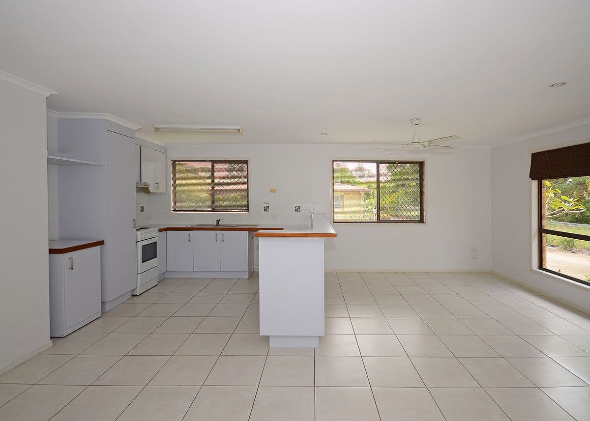 233 TORQUAY Terrace, TORQUAY QLD 4655, Torquay - Thumbnail 7