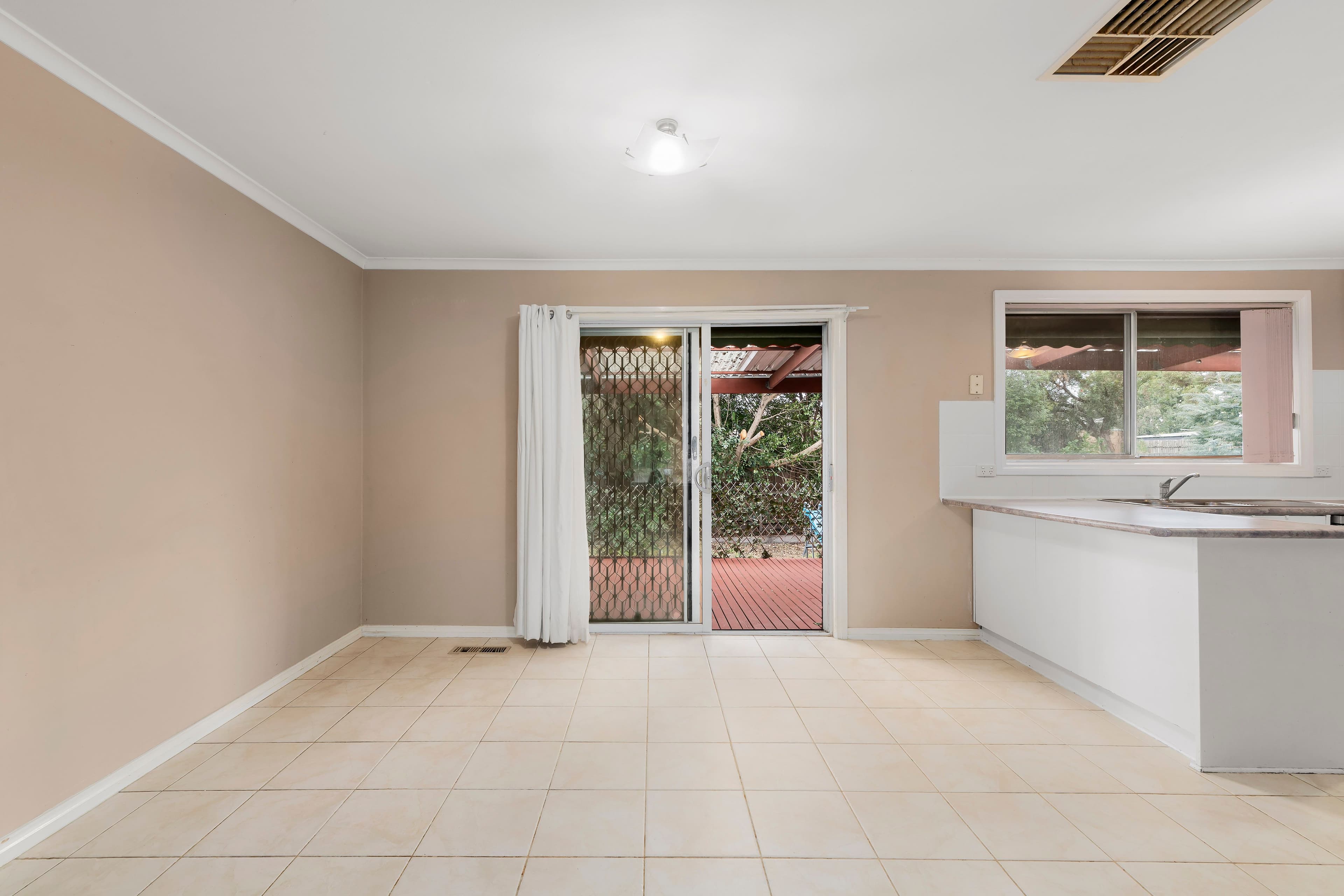 3 Sussex Court, Mill Park VIC 3082, Mill Park - Thumbnail 3
