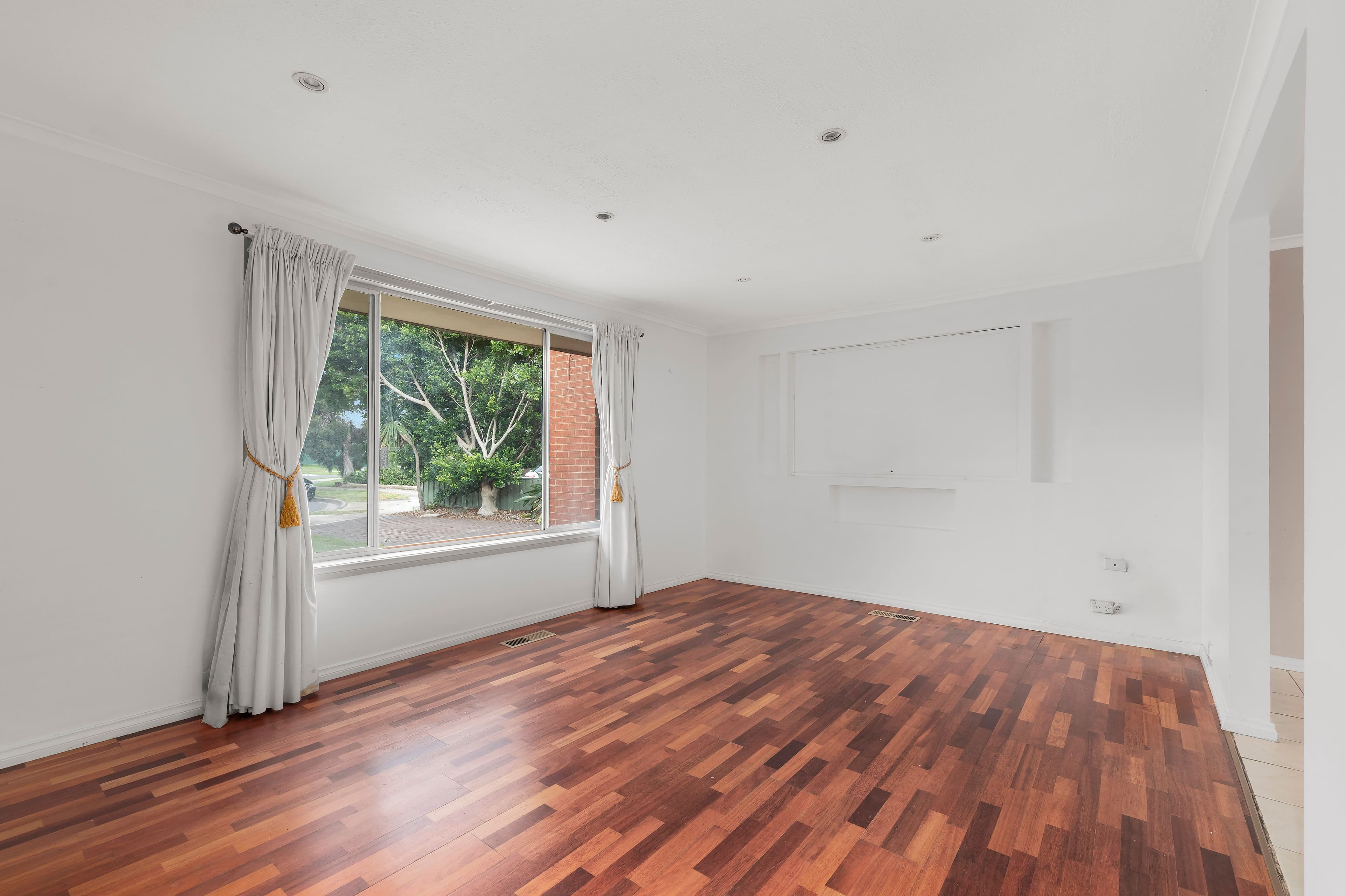 3 Sussex Court, Mill Park VIC 3082, Mill Park - Thumbnail 4