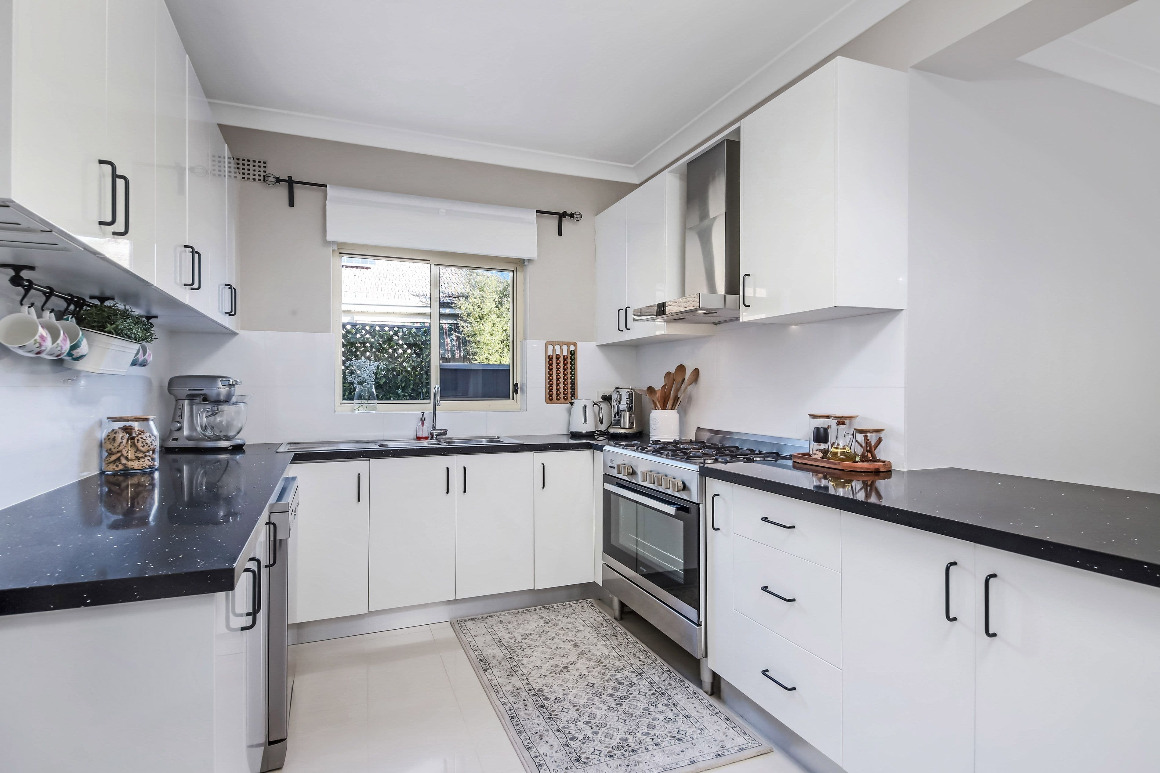 32 Lithgow Avenue, Yagoona - Thumbnail 3