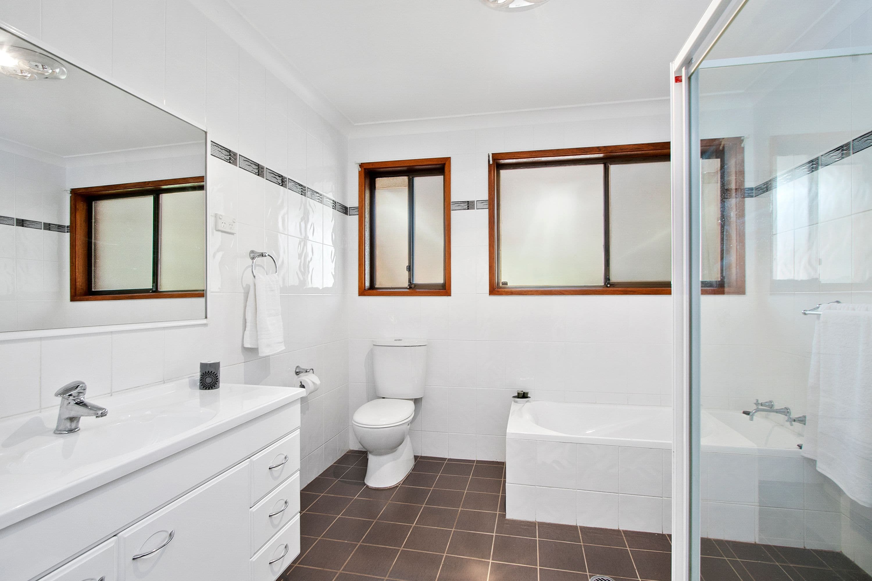 2 Elizabeth Avenue, Kurmond - Thumbnail 6