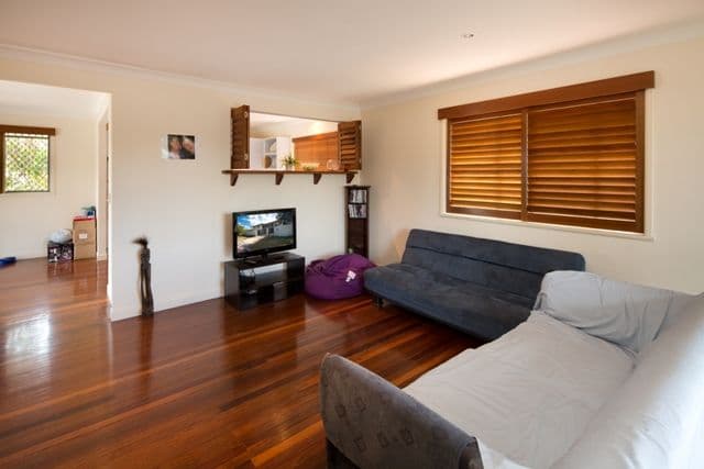 7 Karina Crescent, BROADBEACH WATERS QLD 4218, Broadbeach Waters - Thumbnail 3