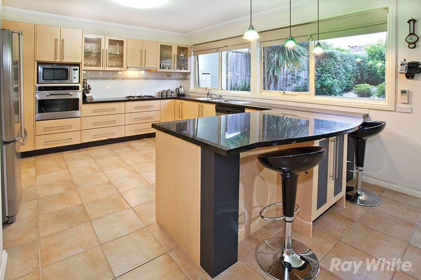 12 Callaghan Avenue, Glen Waverley VIC 3150, Glen Waverley - Thumbnail 5