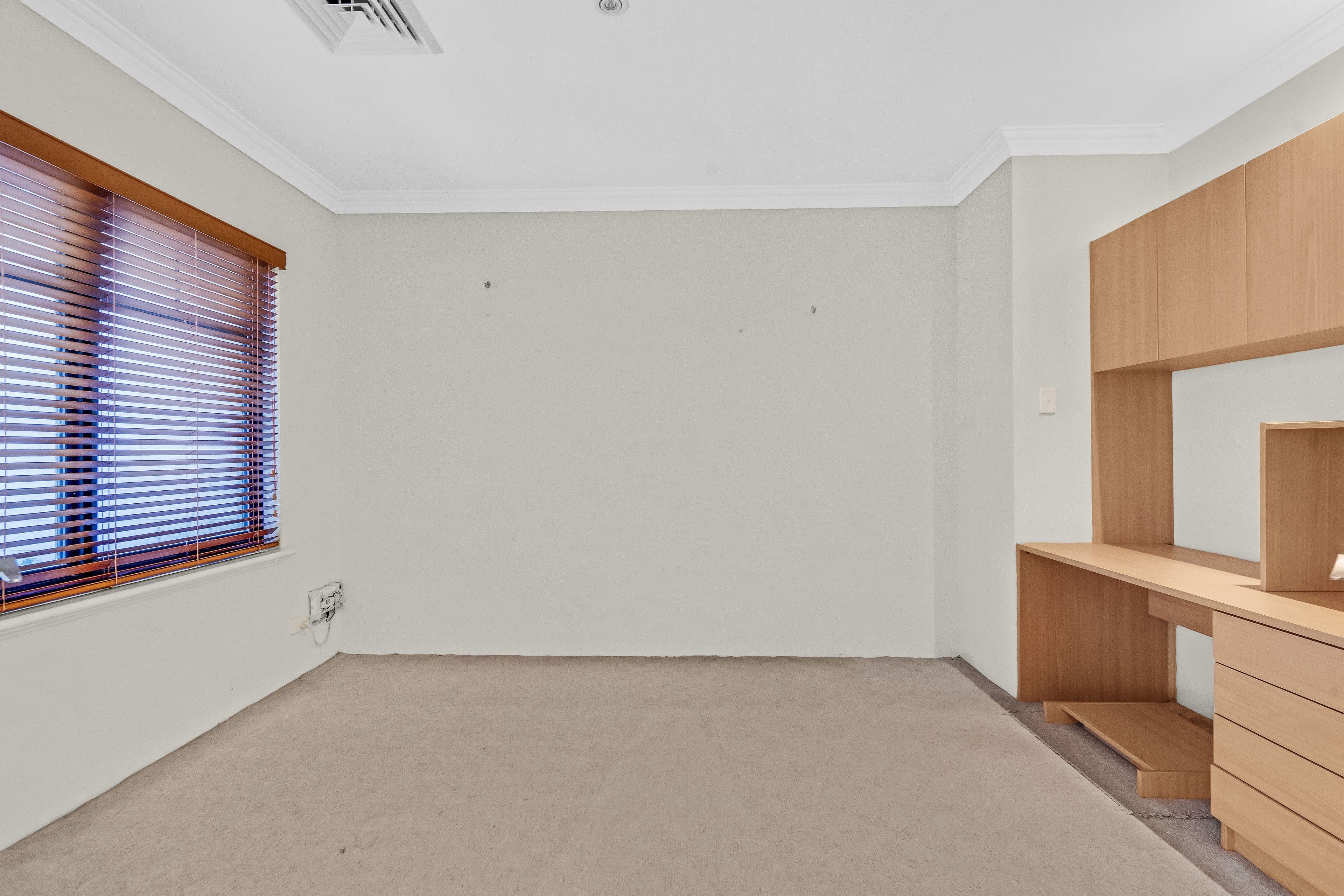 10 Wooleen Street, Golden Bay WA 6174, Golden Bay - Thumbnail 7