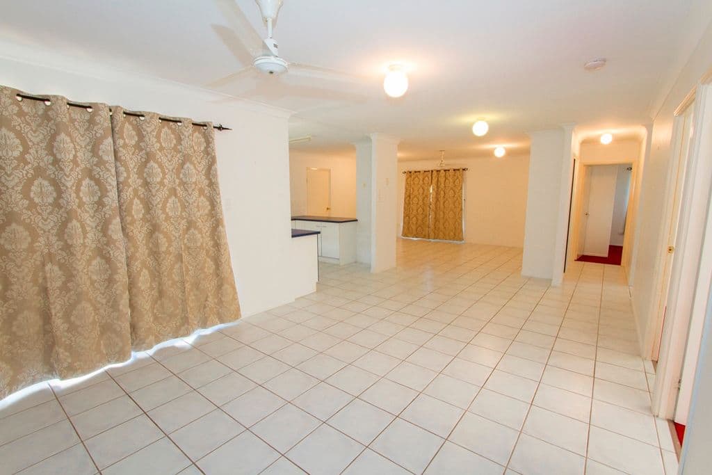 12 Bullock Street, WULGURU QLD 4811, Wulguru - Thumbnail 4