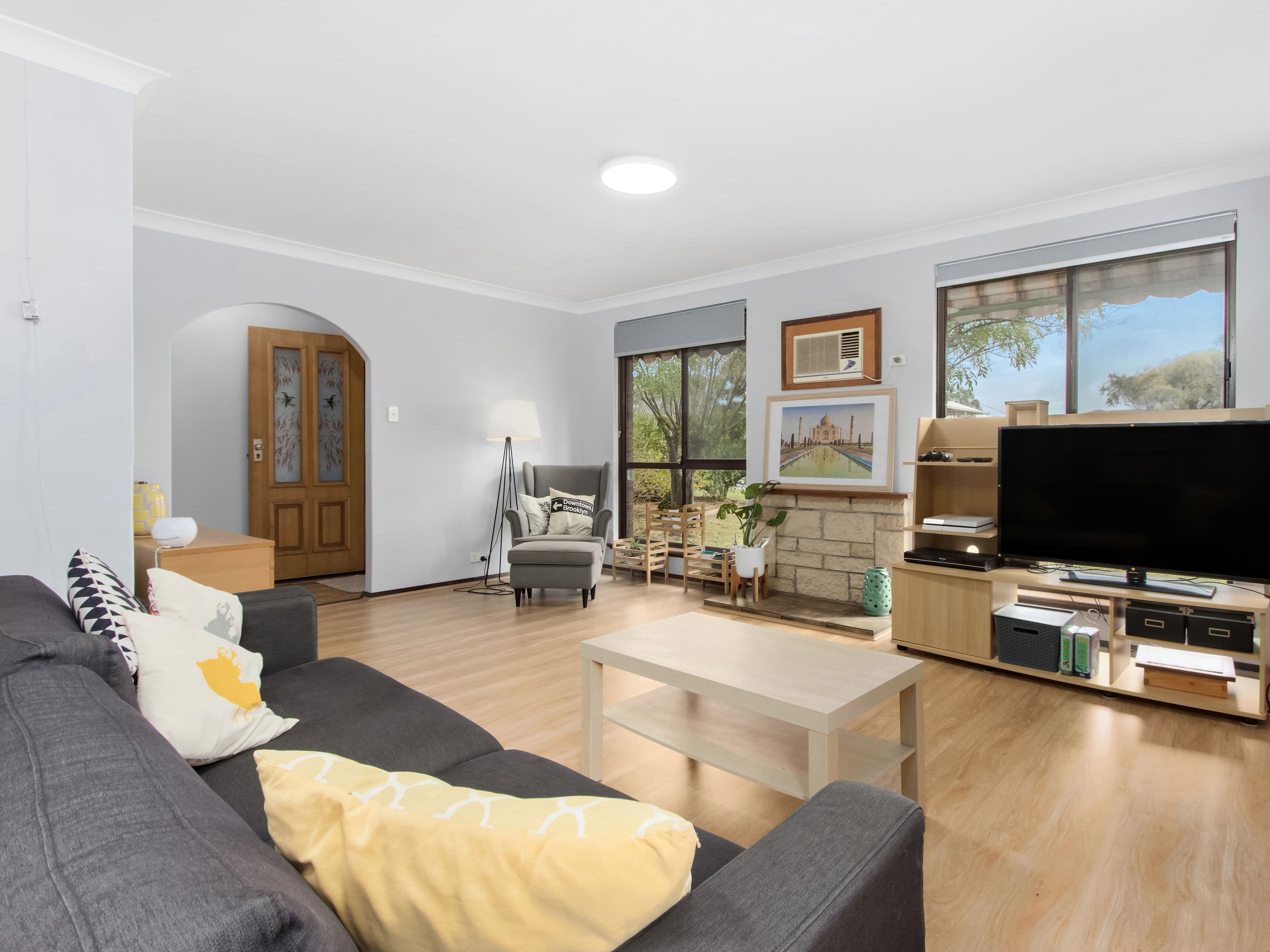 16 Goongarrie Drive, Waikiki WA 6169, Waikiki - Image 1