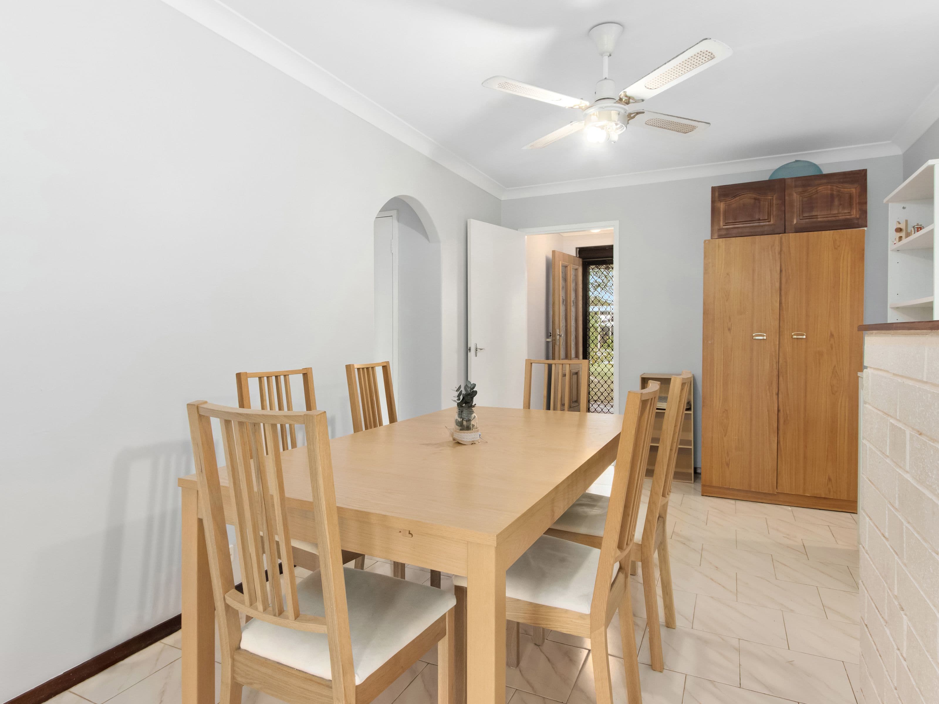 16 Goongarrie Drive, Waikiki WA 6169, Waikiki - Thumbnail 6
