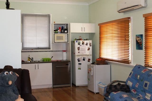 28 COMET Street, DUDLEY PARK WA 6210, Dudley Park - Thumbnail 5