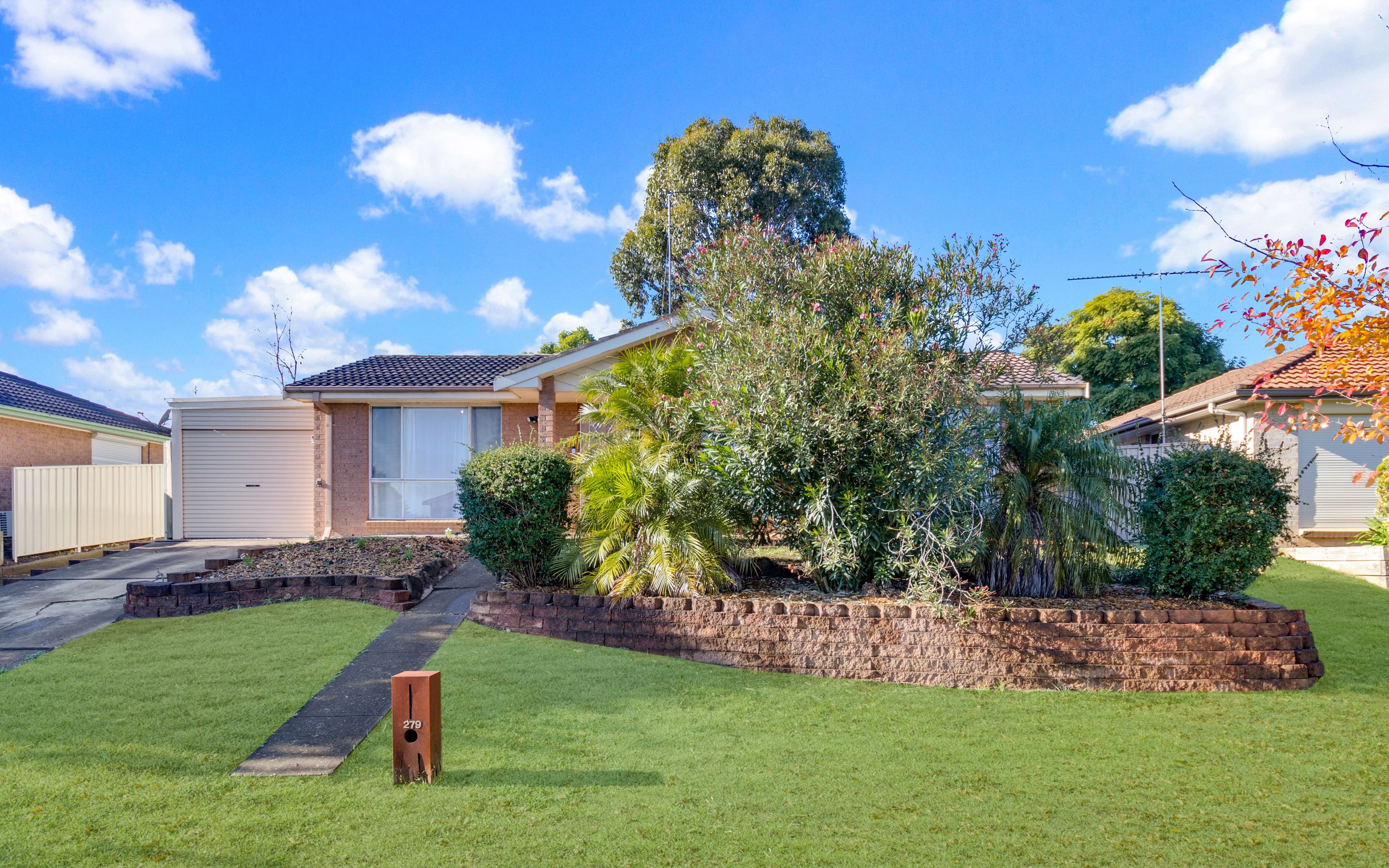 279 Welling Drive, Mount Annan NSW 2567, Mount Annan - Thumbnail 2