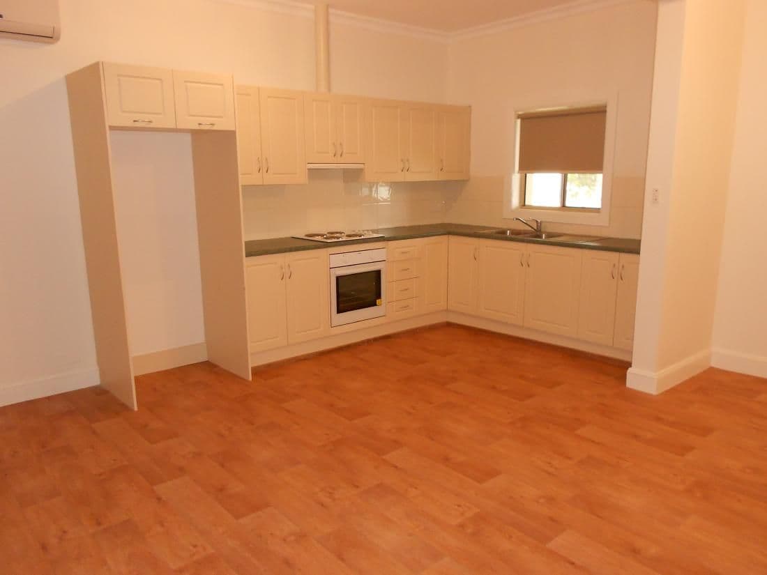 10 Pigeon Flat Road, BORDERTOWN SA 5268, Bordertown - Thumbnail 2