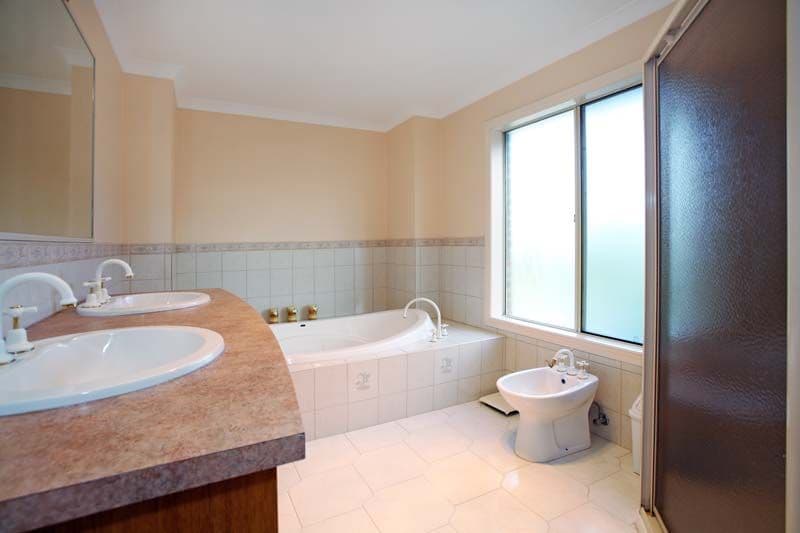 119  Herriotts Boulevard, GLEN WAVERLEY VIC 3150, Glen Waverley - Thumbnail 8