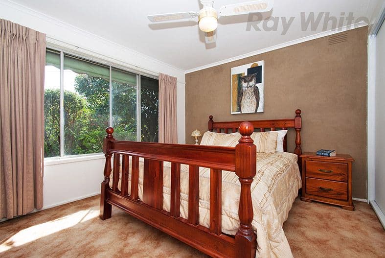 74 GREENSLOPES Drive, Mooroolbark VIC 3138, Mooroolbark - Thumbnail 4
