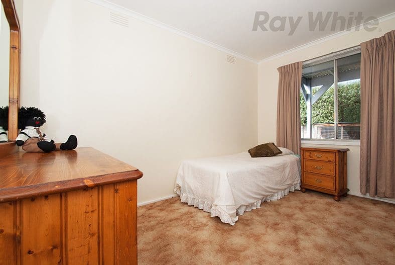 74 GREENSLOPES Drive, Mooroolbark VIC 3138, Mooroolbark - Thumbnail 6