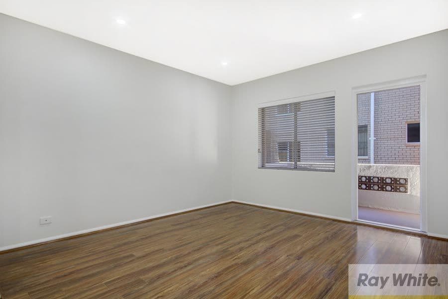 35 Trafalgar Street, BRIGHTON-LE-SANDS NSW 2216, Brighton-Le-Sands - Thumbnail 4