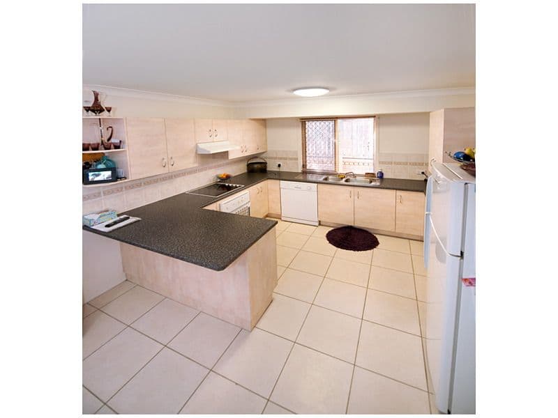 56 Rosewood Drive, NORMAN GARDENS QLD 4701, Norman Gardens - Thumbnail 2