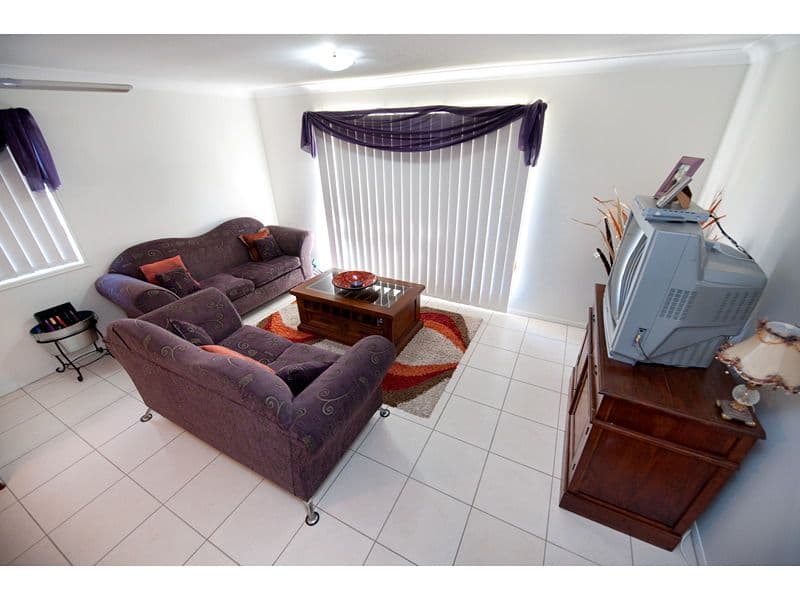 56 Rosewood Drive, NORMAN GARDENS QLD 4701, Norman Gardens - Thumbnail 3