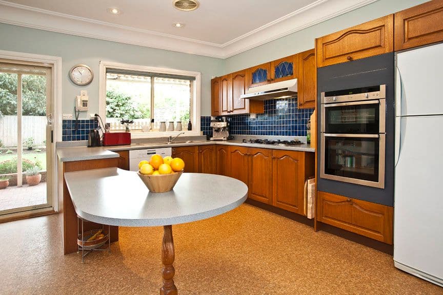 15 Hillside Road, MOUNT WAVERLEY VIC 3149, Mount Waverley - Thumbnail 3