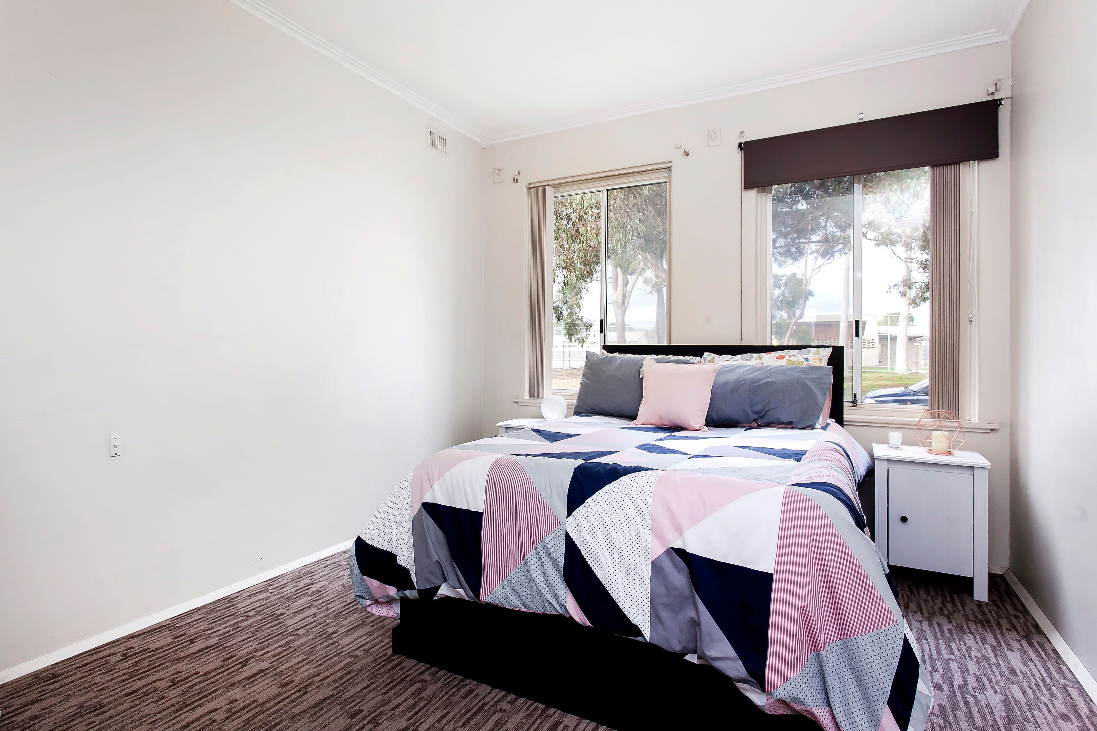 17 Sandison Avenue, Park Holme SA 5043, Park Holme - Thumbnail 5