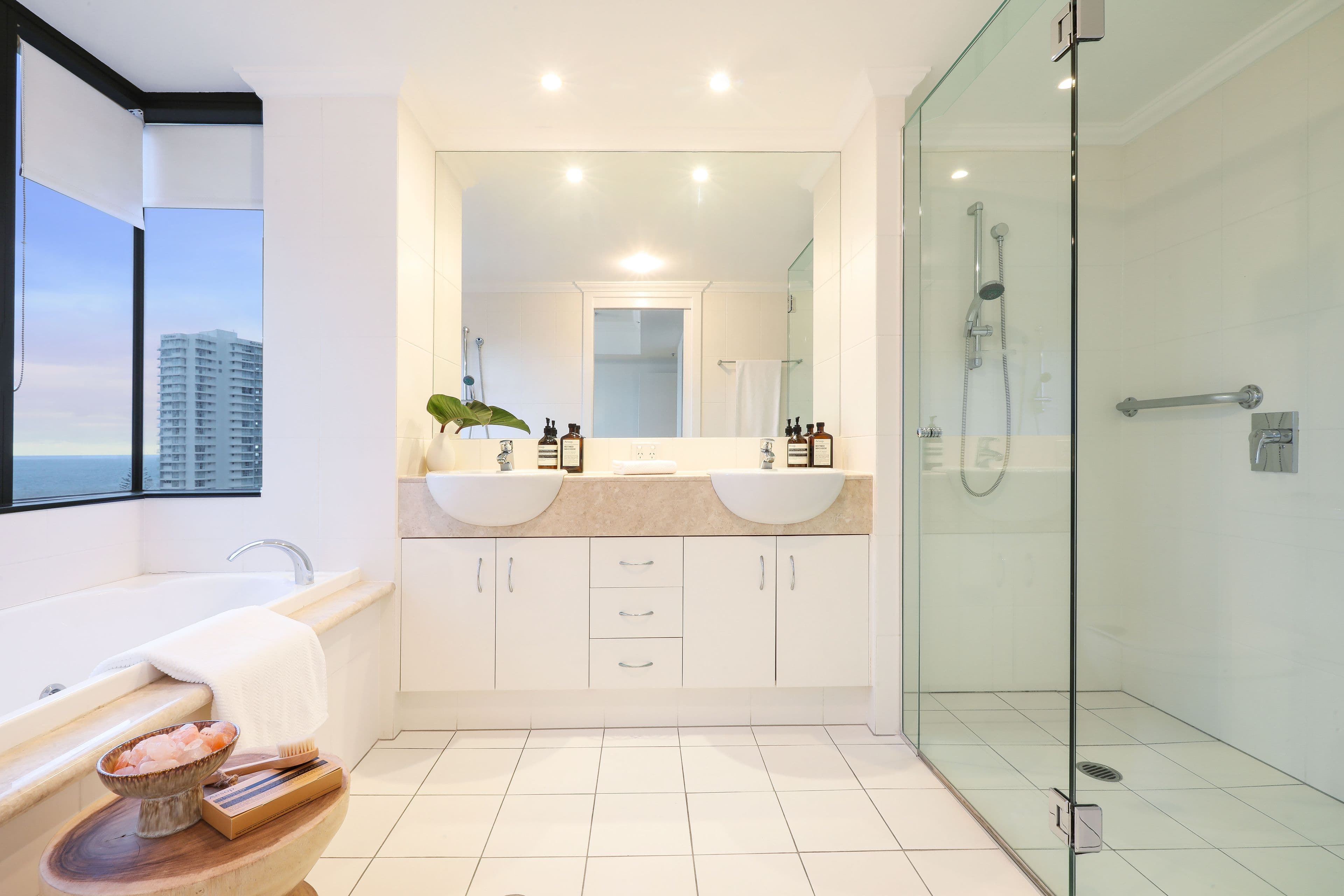 20 Queensland Avenue, Broadbeach QLD 4218, Broadbeach - Thumbnail 6