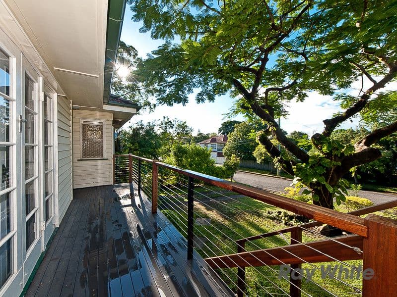 15 Brocklea Street, GAYTHORNE QLD 4051, Gaythorne - Thumbnail 4