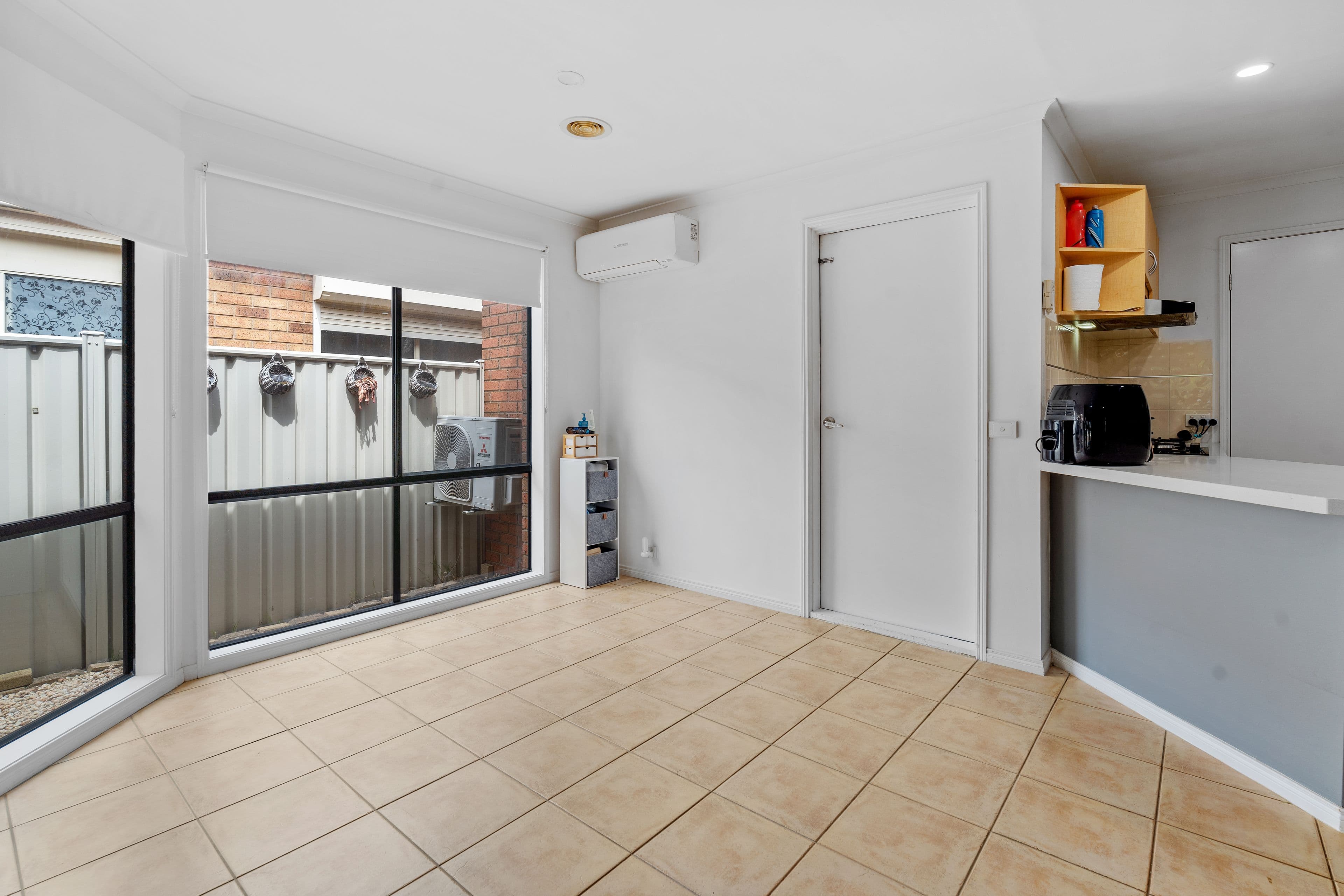 15 Cobblestone Green, Caroline Springs VIC 3023, Caroline Springs - Thumbnail 7